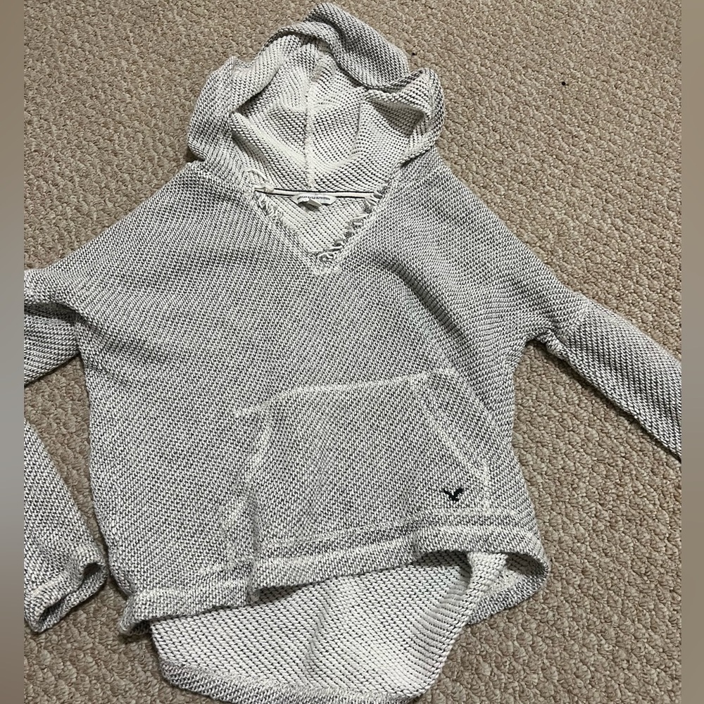 Small American Eagle pullover